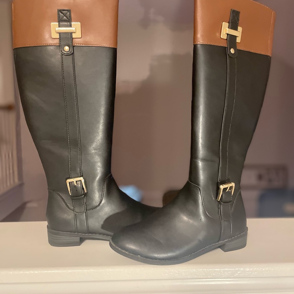 Winter boots worn once